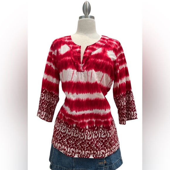 Red and White Tie-Dye Blouse - Picture 2 of 7